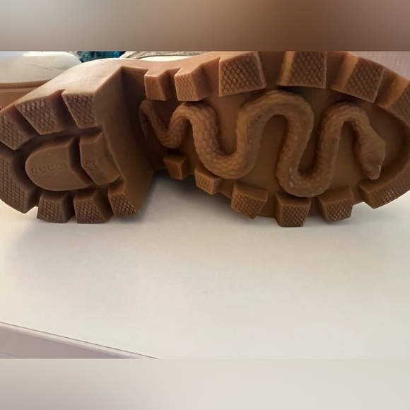 Gucci GG Supreme monogram Napa short logo lace up boots with platform. Size 36.5 - Picture 7 of 9